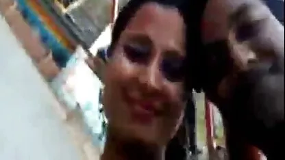 مادر پسرش را گرفت که او را در حمام فيلم سكسي زهره امير ابراهيمي پاک کرد و به او کمک کرد تا از استرس خلاص شود.