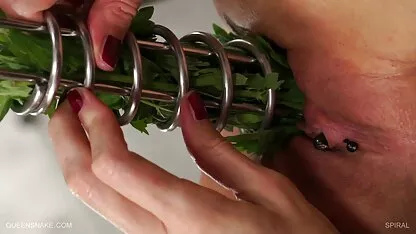 مسیحی سکس زهره در فیلم نرگس