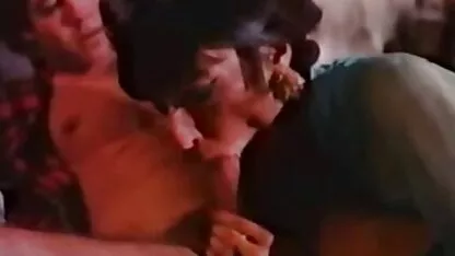 باكمال فيلم سكسي زهرا ابراهيمي با لذت بردن از پوزه دیكد ، چشمهای صورتی خود را چرخاند و در حوا نشست.