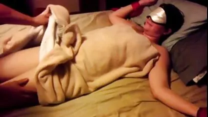 تختخواب Fleshy MILF بعد از دو باران فیلم سکس زهرا میر ابراهیمی فلفل ، غده های سرطانی را هدایت می کند