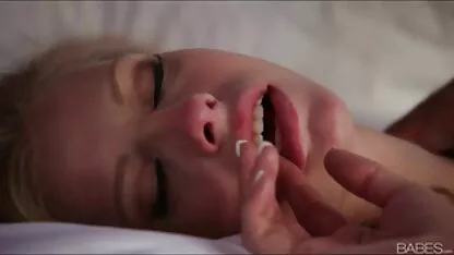 میا مالکووا سکس زهره سریال نرگس