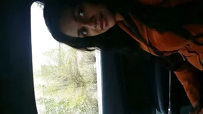 زن خوشحال به ترک بخار پس از کار دانلود فیلم سکسی زهرا ابراهیمی کمک می کند